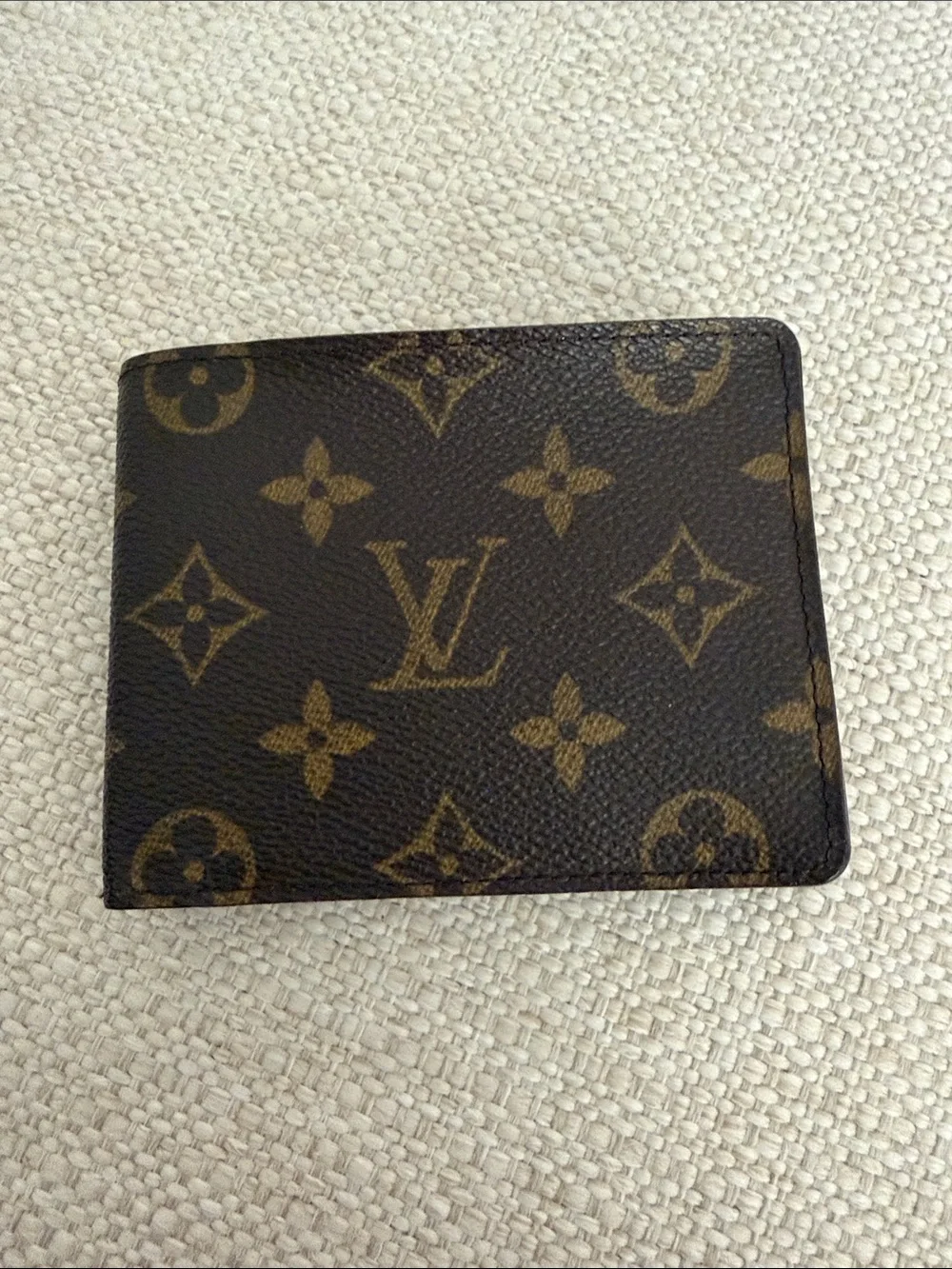 Louis Vuitton Monogram Wallet w/COA